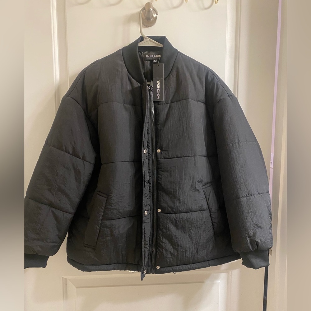 Fashion Nova Women’s Black Riley Quilted Bomber Jacket
